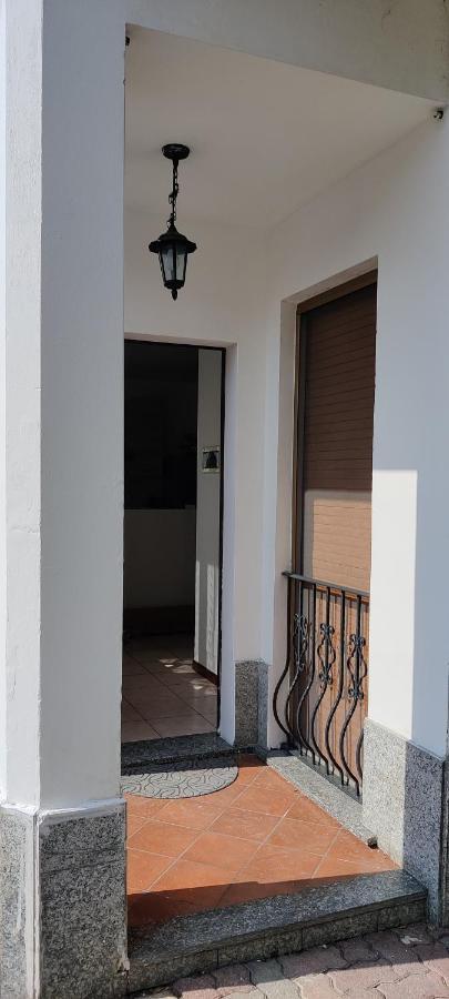 La Casa Ciarlasca Lacchiarella ภายนอก รูปภาพ