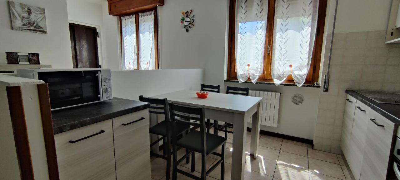 La Casa Ciarlasca Lacchiarella ภายนอก รูปภาพ